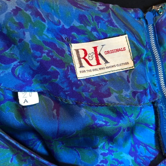 R&K Originals Blue print dress. - Picture 13 of 15